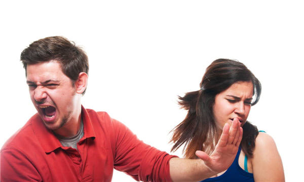 婚后男方家暴离婚财产怎么分