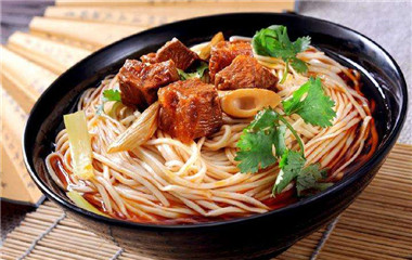 兰州机场回应天价牛肉面消费者权益怎么保护