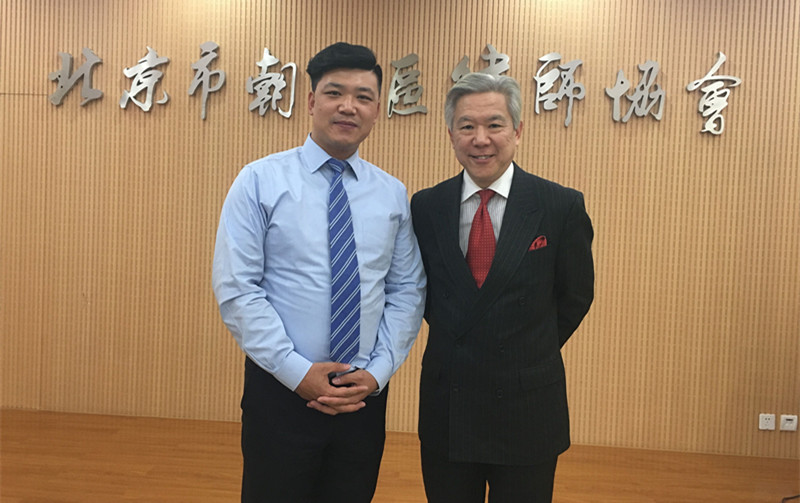 杨志峥主任与香港大律师合影