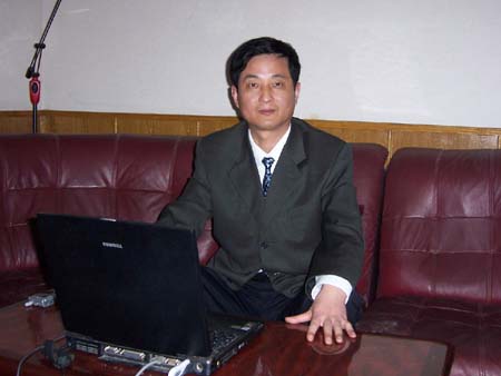 吕淮波律师